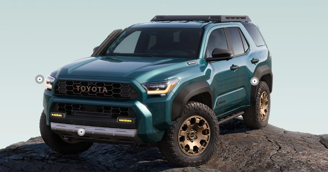 Toyota 4Runner 2025 next-generation hybrid off-road SUV showcasing rugged design and LED headlights